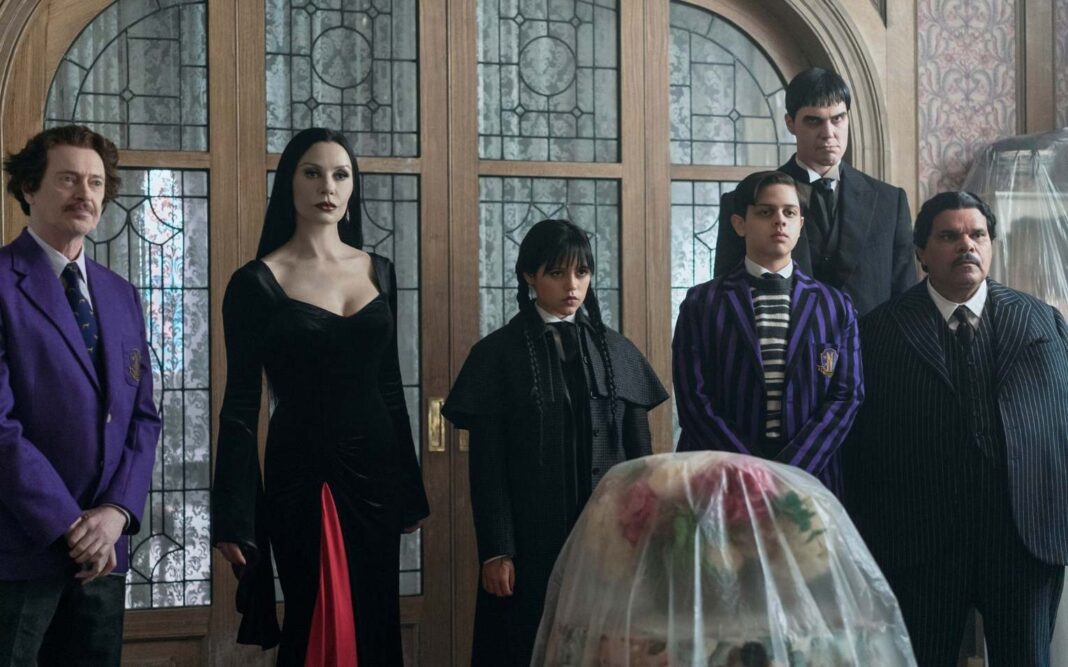 Morte de personagem é destaque no trailer da 2ª temporada de Wandinha