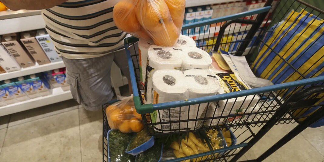 Inflação fecha julho em 0,26%; alimentos caem pelo segundo mês seguido