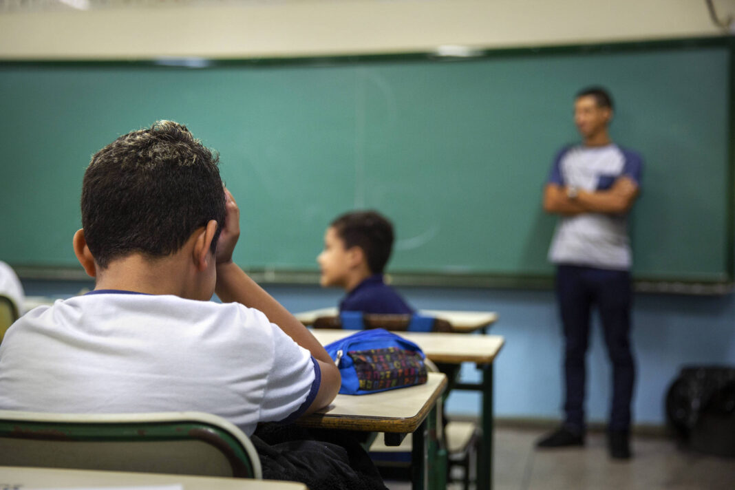 Metade dos alunos dizem não ver escola como segura - 09/09/2025 - Educação