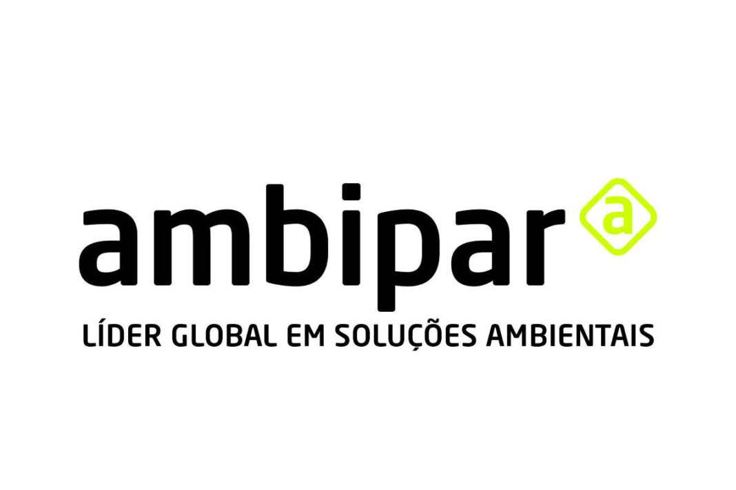 O logotipo da Ambipar apresenta o nome da empresa em letras minúsculas, com a letra 