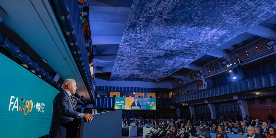 Lula diz que fome não é problema econômico, mas político