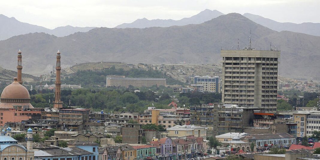 Afeganistão retoma parcialmente telecomunicações após 2 dias de apagão