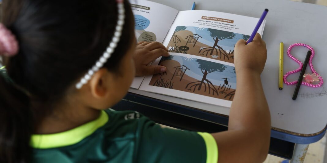 Crianças e jovens debatem educação e justiça climática em conferência