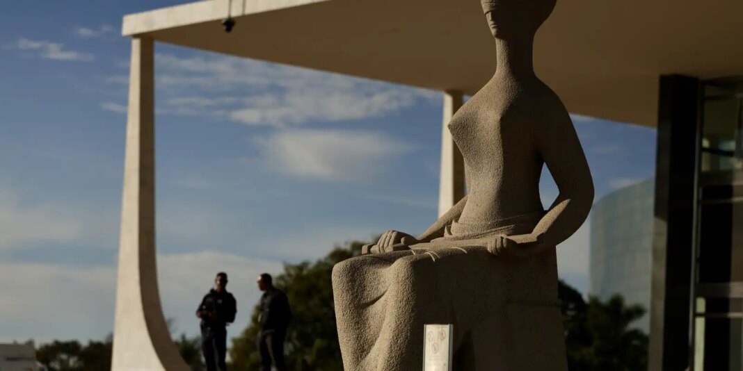 STF determina execução das penas de Bolsonaro e mais réus do Núcleo 1
