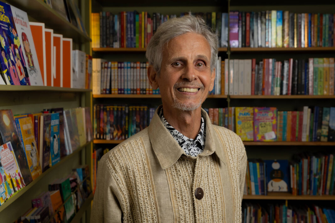 Carlos Rennó lança livro sobre Cole Porter - 08/12/2025 - Mônica Bergamo