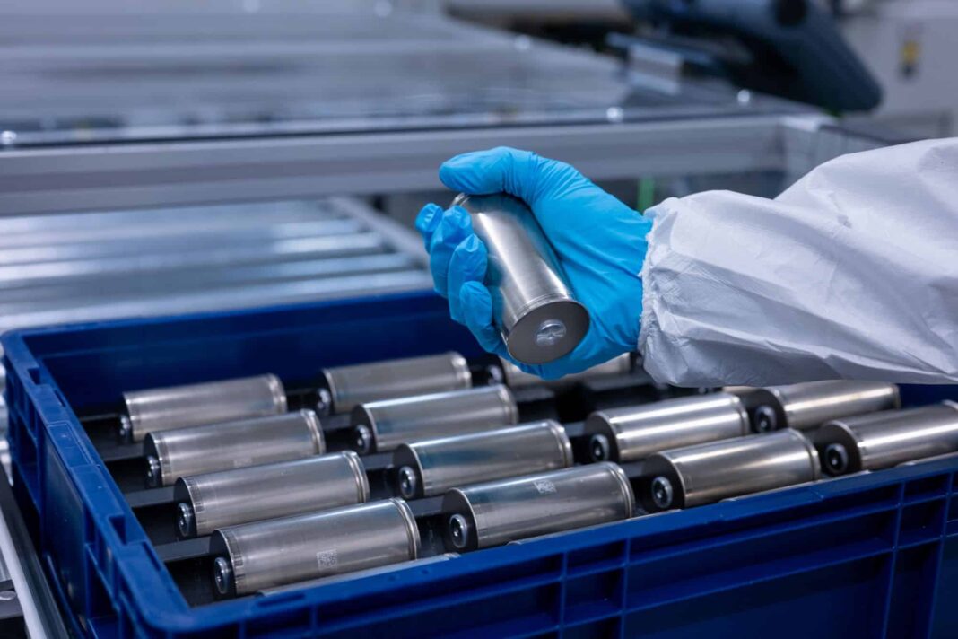 BMW inaugura centro de reciclagem para baterias de veículos elétricos