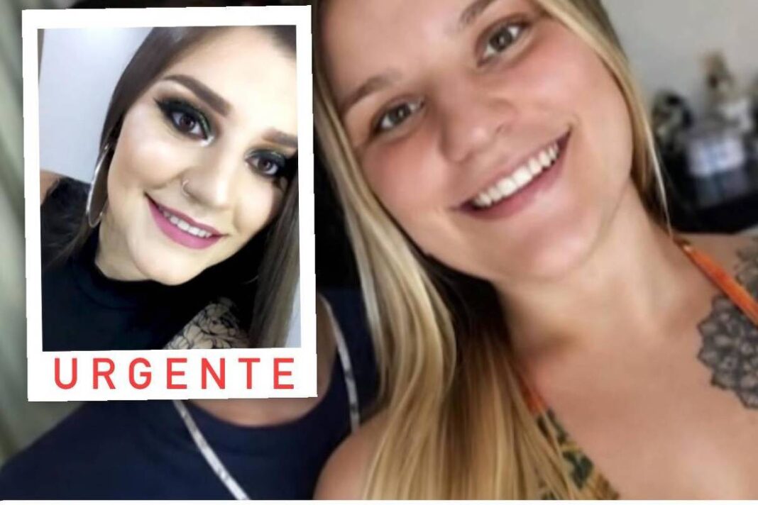 Duas fotos de uma jovem mulher: uma com maquiagem escura e cabelo preso, outra sorrindo com cabelo solto e tatuagem no ombro
