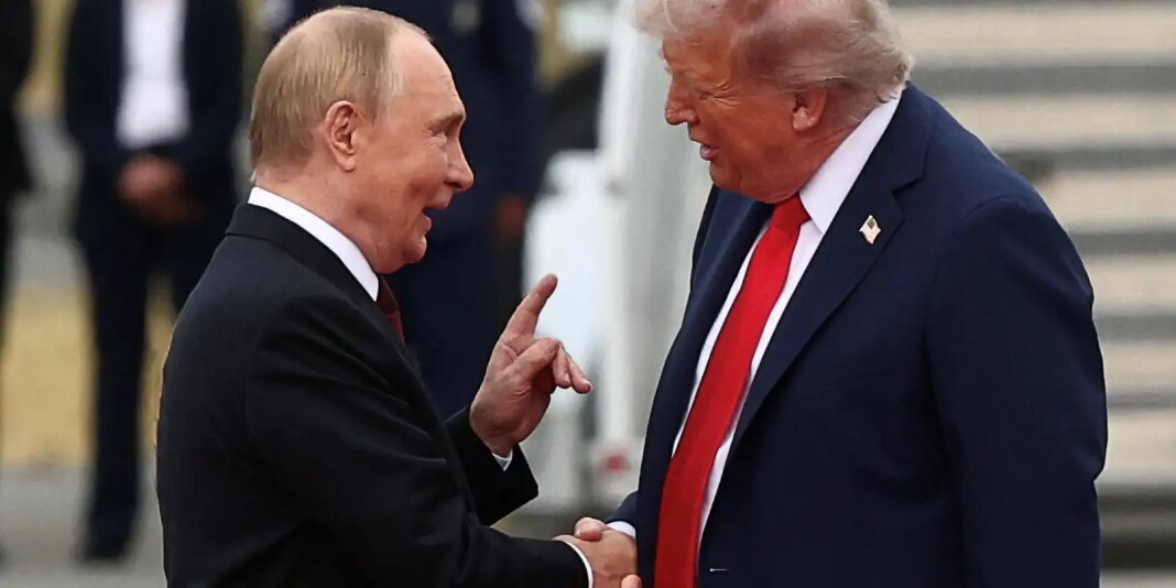 Ação de Trump nas Américas favorece Putin na Ucrânia, diz historiador