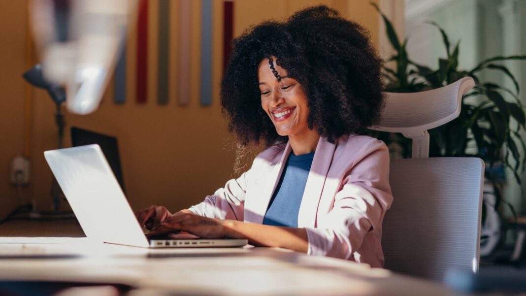 Home office: 30 vagas para trabalho remoto internacional [08/03]