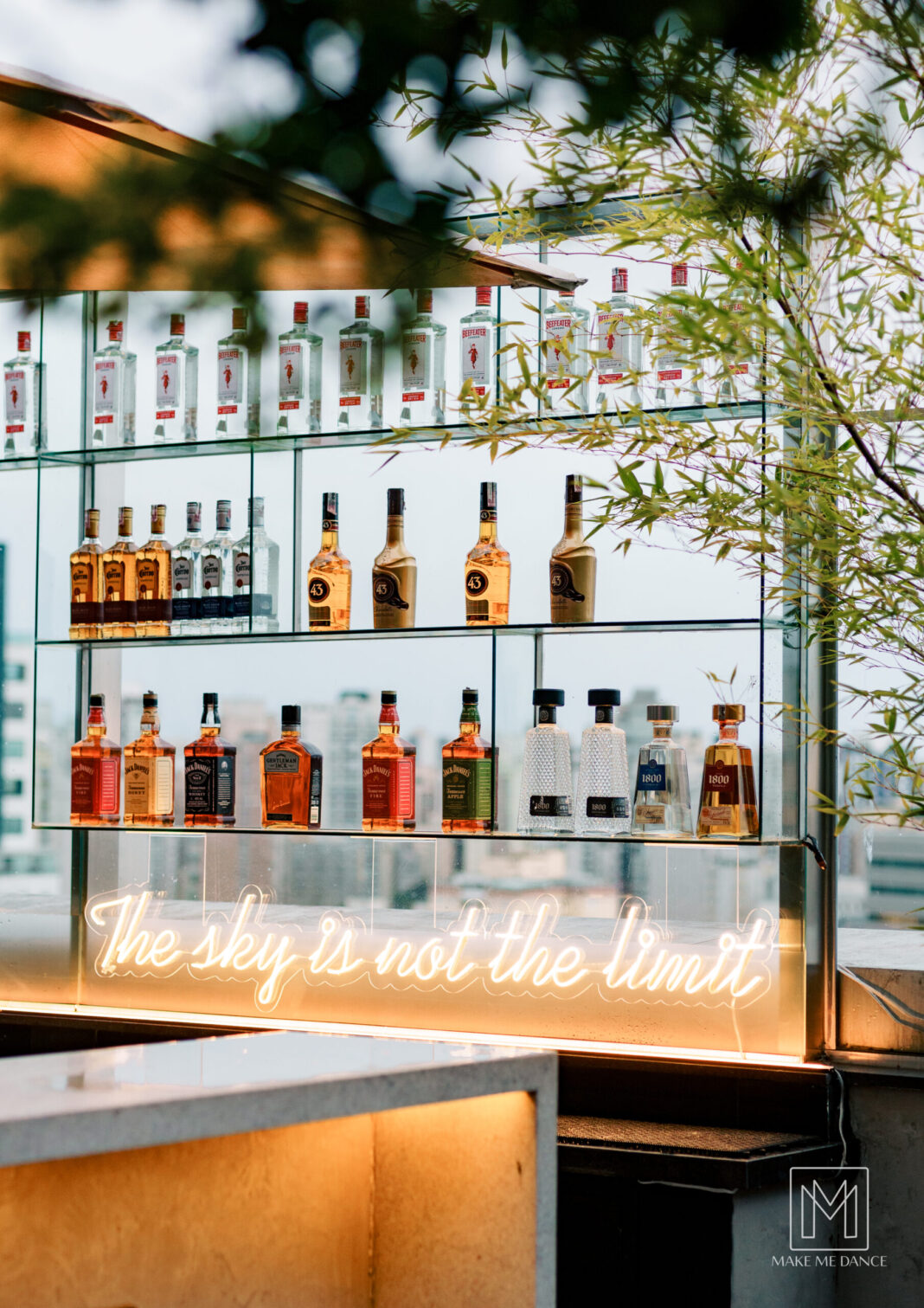 300 Sky Bar
