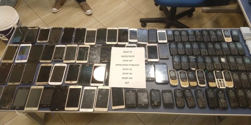 Governo publica banco para reunir dados de celulares roubados