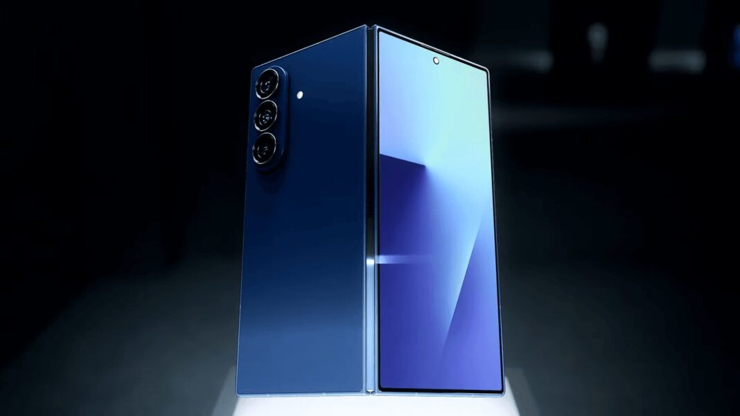 Nova tela da Samsung promete dobráveis mais resistentes e com menos vinco