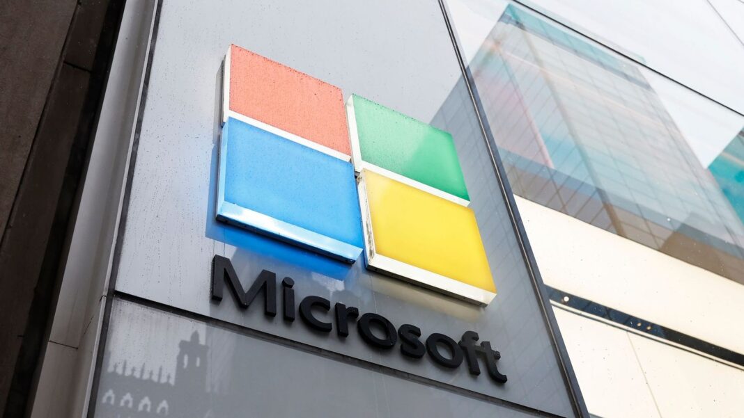 Microsoft planeja revelar chip para IA Maia 300 ainda em 2026