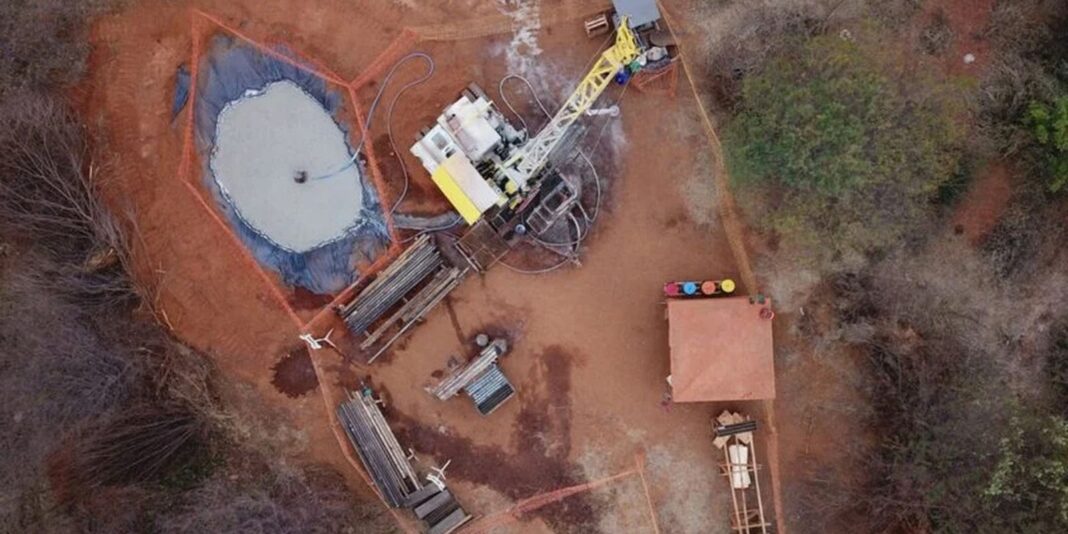 Justiça Federal paralisa atividade de mina de lítio em Minas Gerais