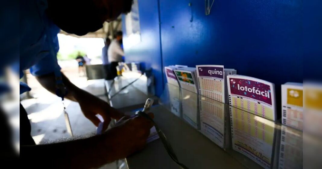 Veja o resultado da Lotofácil concurso 3814 desta segunda-feira (26)