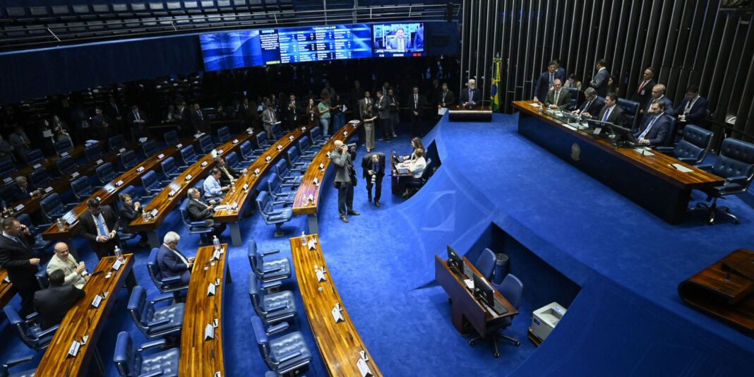 Veja quem são os novos senadores e como fica a composição do Senado